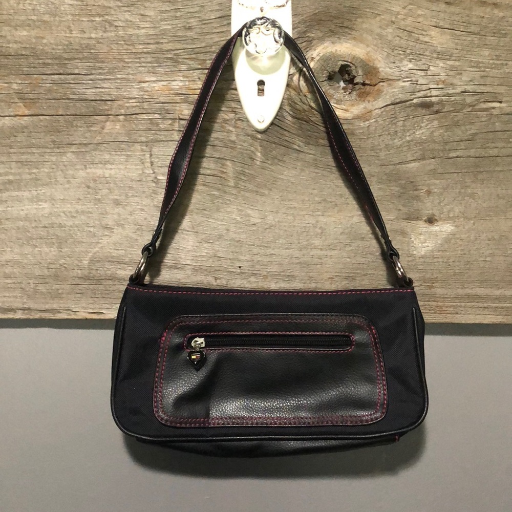 Y2K vintage Tommy Hilfiger purse